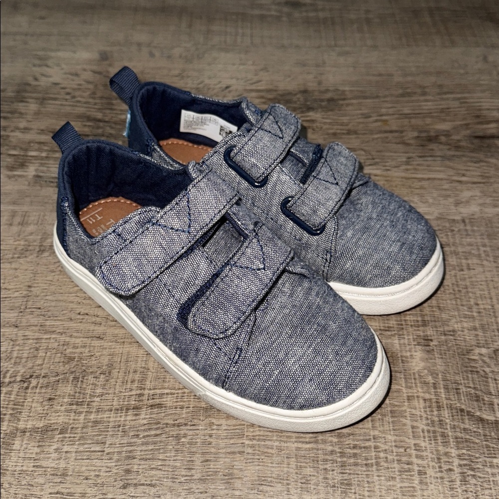 Little Boys TOMS Blue Grey size 11